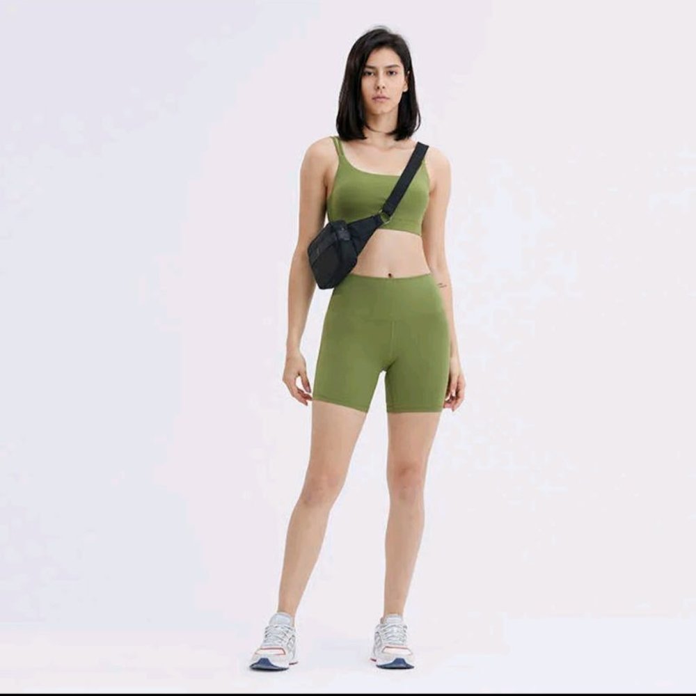 Lululemon Bra Like a Cloud size 12 Light Support, B/C Cup Olive Green